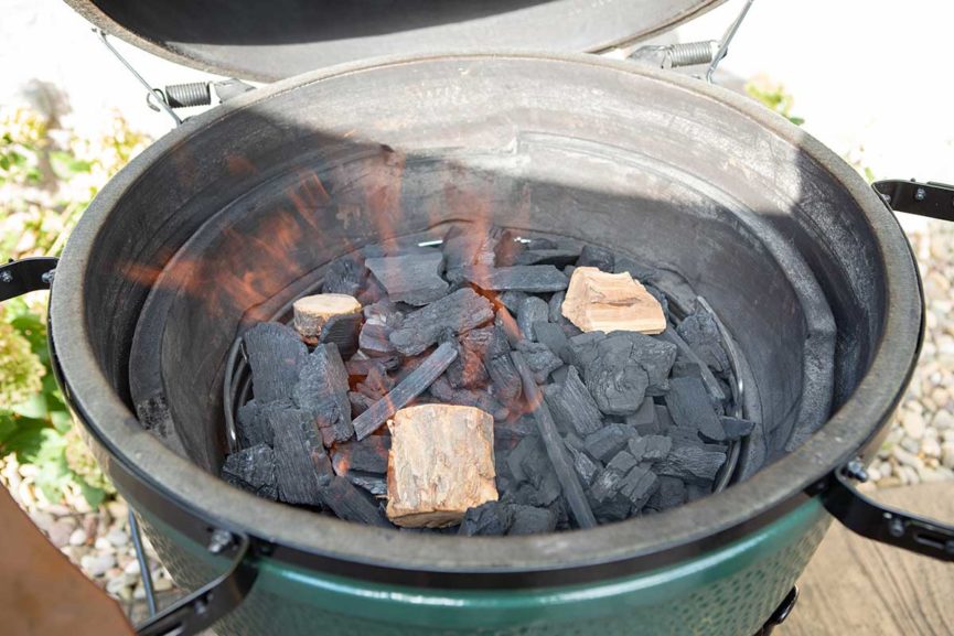 How to Smoke Pulled Pork on a Big Green Egg