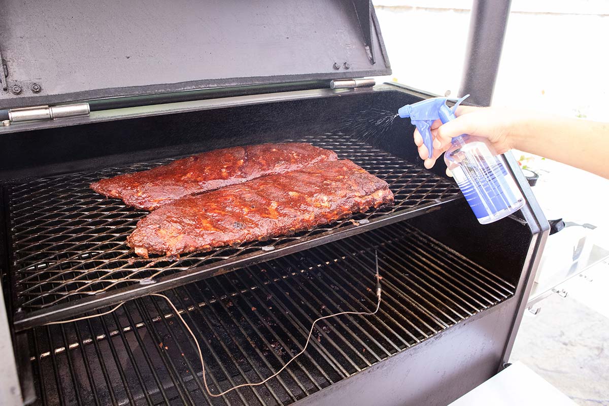 Misting Ribs With Water